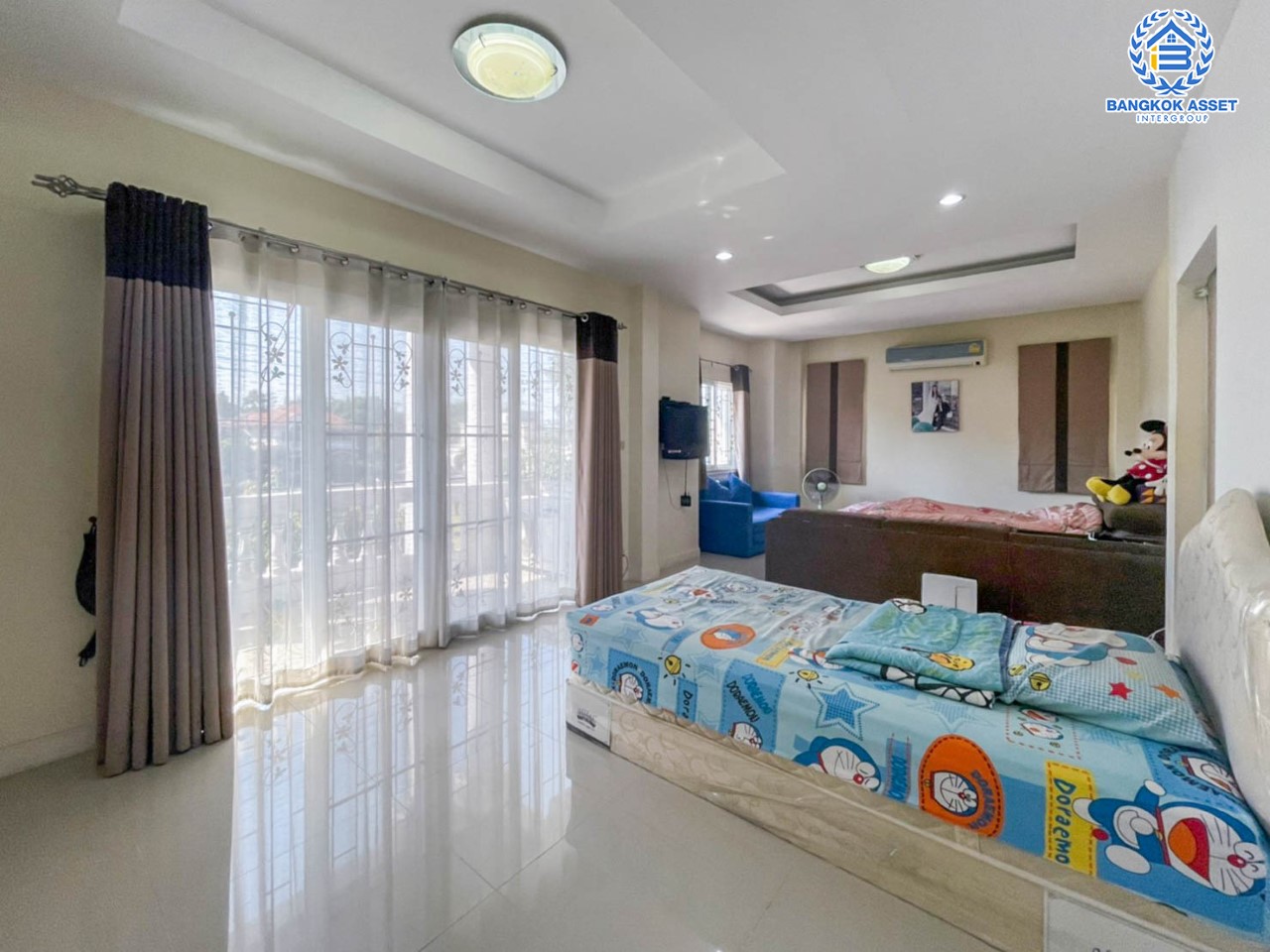 *****บ้านเดี่ยวมือสองย่านกรุงเทพฯ ม.สวนหลวงวิลล์ เฉลิมพระเกียรติ เนื้อที่ 63.2 ตร.ว. ฟังก์ชัน 3 ห้องนอน 4 ห้องน้ำ 1 ที่จอดรถ บ้านสวยสภาพดี แถมฟรี เครื่องปรับอากาศ 3 เครื่อง + เครื่องทำน้ำอุ่น 2 เครื่อง บนทำเลแห่งการเดินทาง เชื่อมต่อหลลายเส้นทาง อาทิ เช่น ถ.กาญจนาภิเษก, ถ.เฉลิมพระเกียรติ ร.9, ถ.บางนา-ตราด ใกล้สนามบินสุวรรณภูมิ